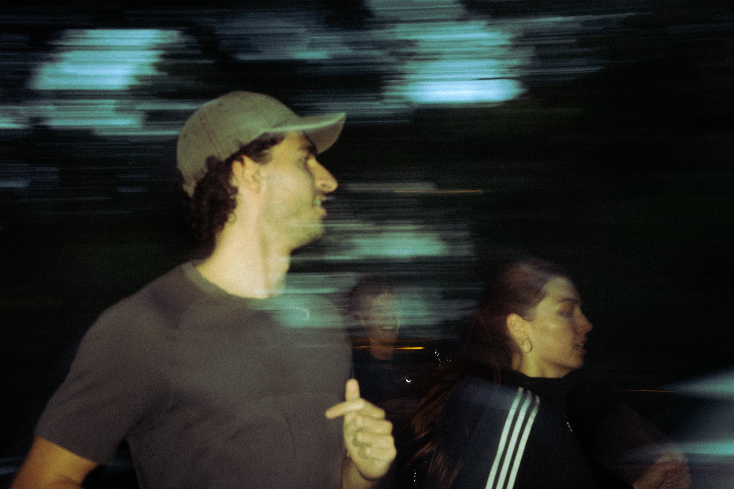 Läuferinnen und Läufer beim Berlin Night Run